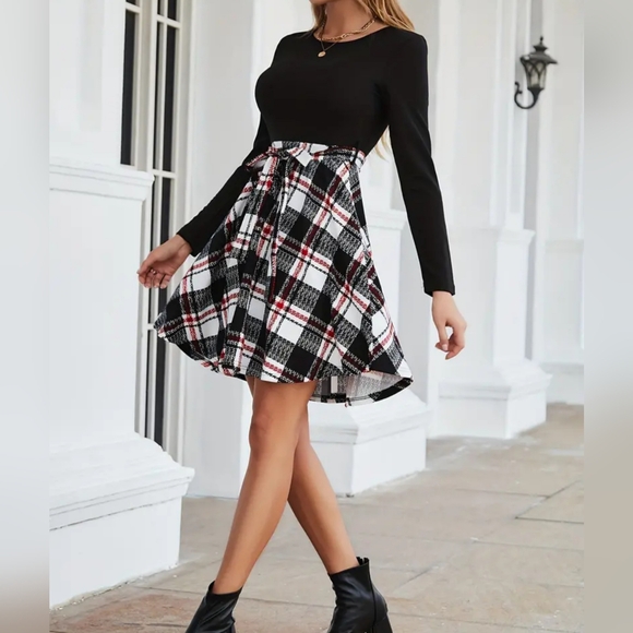 🧑🎄10/10🧑🎄👌Xl Plaid crew neck long sleeve dress by Shein👌 - Picture 1 of 11